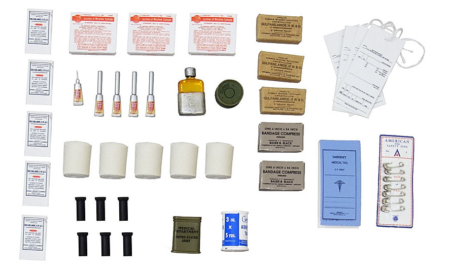 Dixon WWII US 77th Infantry Division Combat Medic Medical Supplies